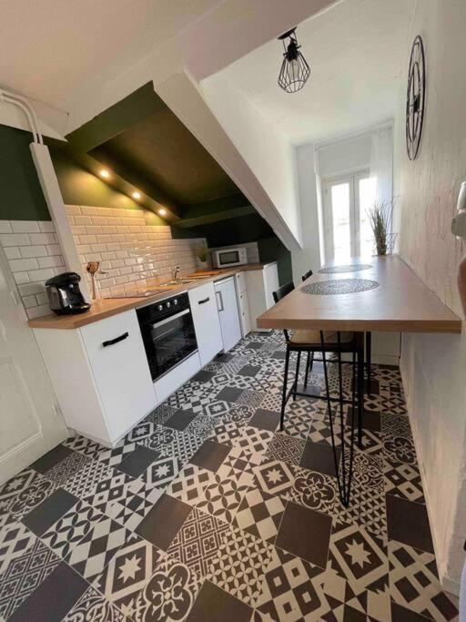 Studio Cosy, En Centre, Proche Gare, Vue Degagee Valence  Bagian luar foto