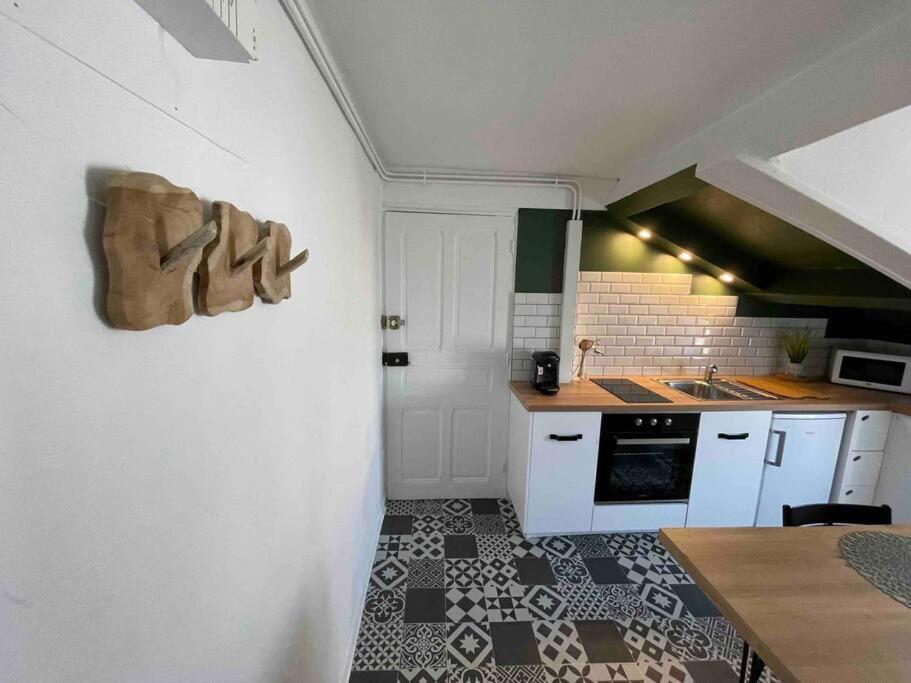 Studio Cosy, En Centre, Proche Gare, Vue Degagee Valence  Bagian luar foto